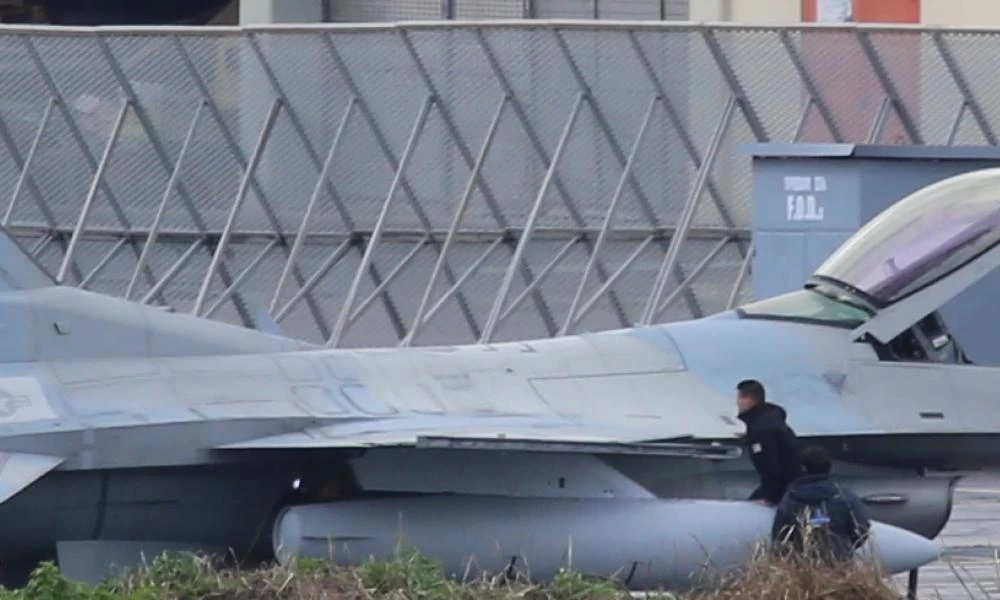 Εξοπλιστική αντεπίθεση - Παρίσι: ''Εξετάζουμε να δώσουμε La Fayette στην Ελλάδα''